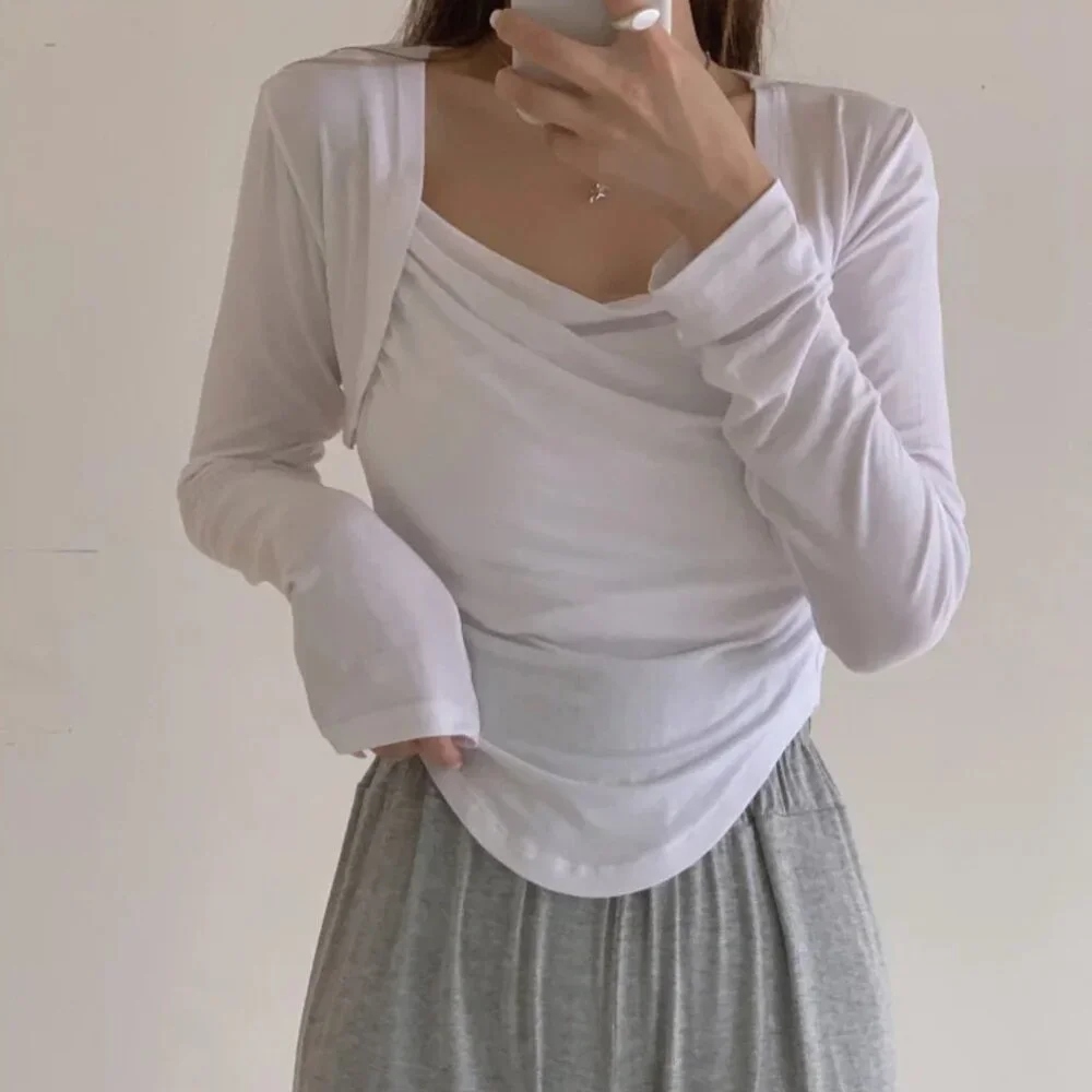 On My One Korean Fine Shirring Nashi Cardigan Set in White, One Size - Picture 2 of 7